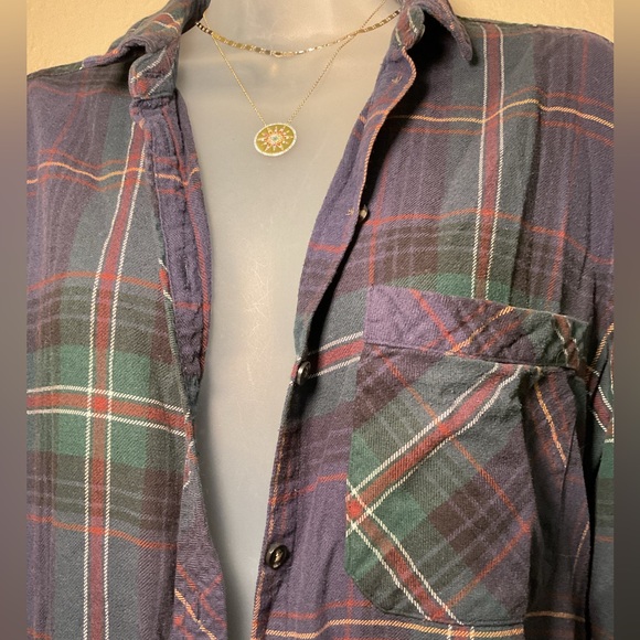BDG Plaid Flannel Shirt with Long Sleeves - Picture 3 of 7